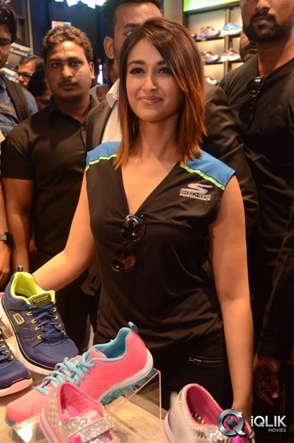 Ileana-At-Skechers-Showroom-Launch-In-Banjara-Hills